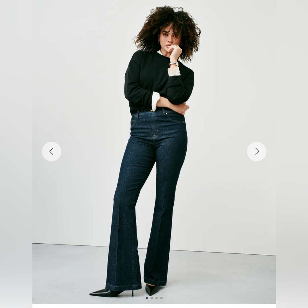 SPANXshape NWT Original Everywhere Blue Flare Jeans
